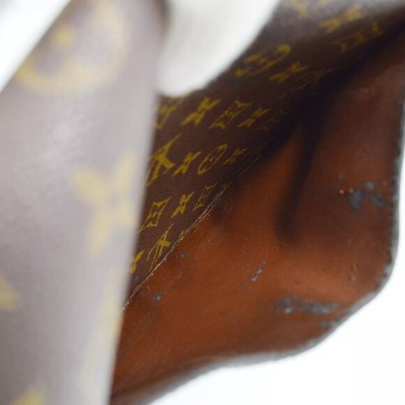 Louis Vuitton SAINT CLOUD GM SHOULDER BAG MONOGRAM - Picture 14 of 14